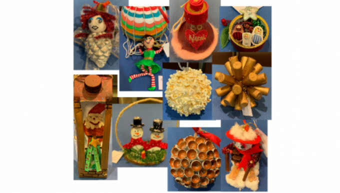 Premios do 2º concurso de bólas de Nadal.